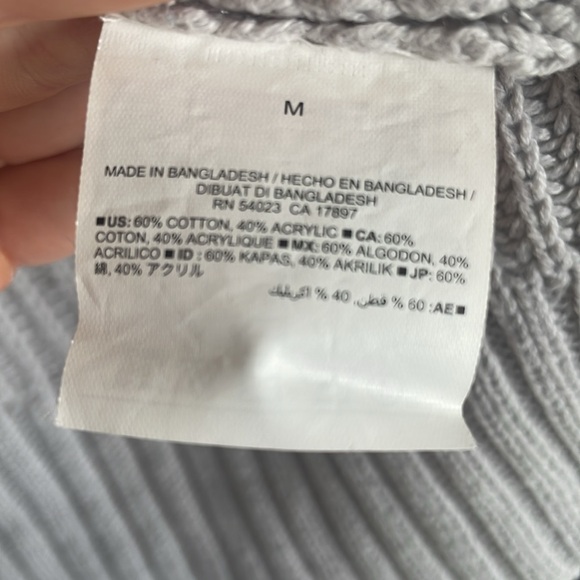 Cozy Knit Turtleneck Sweater - Picture 2 of 3